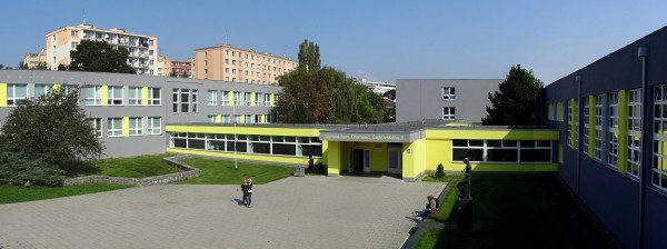 Gymnázium, Olomouc, Čajkovského 9