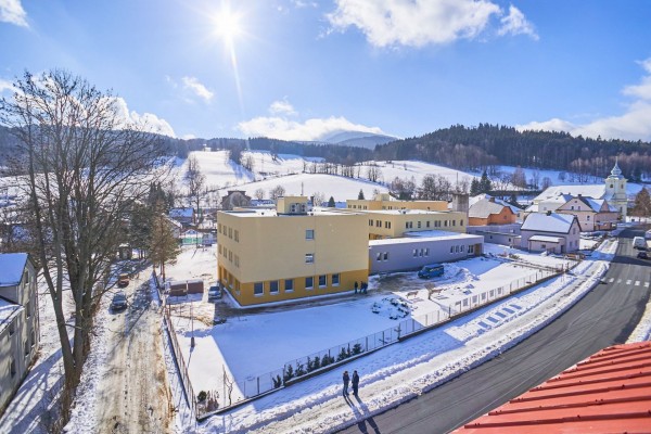 Odborné učiliště a Praktická škola, Lipová - lázně 458