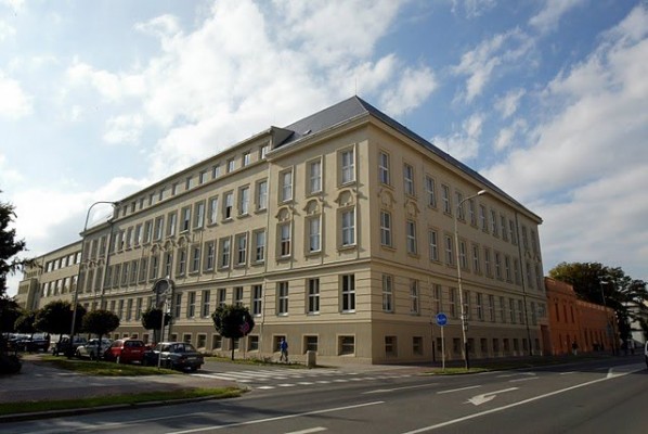 Vyhlášení konkurzních řízení na ředitele/ku