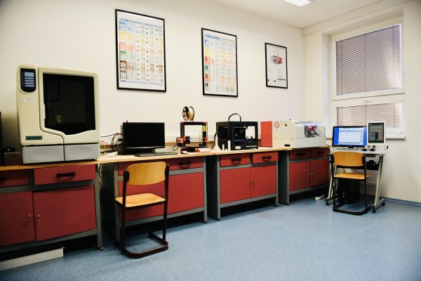 Vyšší odborná škola a Střední průmyslová škola, Šumperk, Gen. Krátkého 1