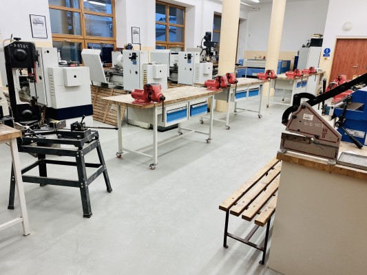 Vyšší odborná škola a Střední průmyslová škola, Šumperk, Gen. Krátkého 1