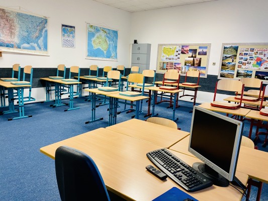 Vyšší odborná škola a Střední průmyslová škola, Šumperk, Gen. Krátkého 1