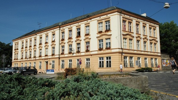 Rovný přístup ke vzdělávání s ohledem na lepší uplatnitelnost na trhu práce